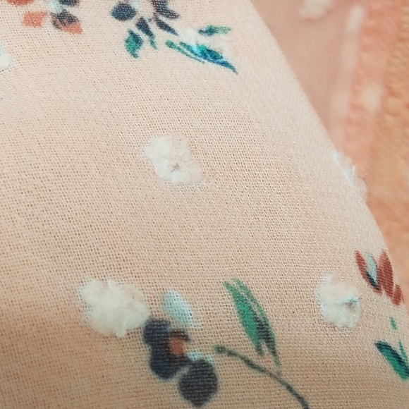 Lauren Conrad Floral Top - Picture 6 of 6